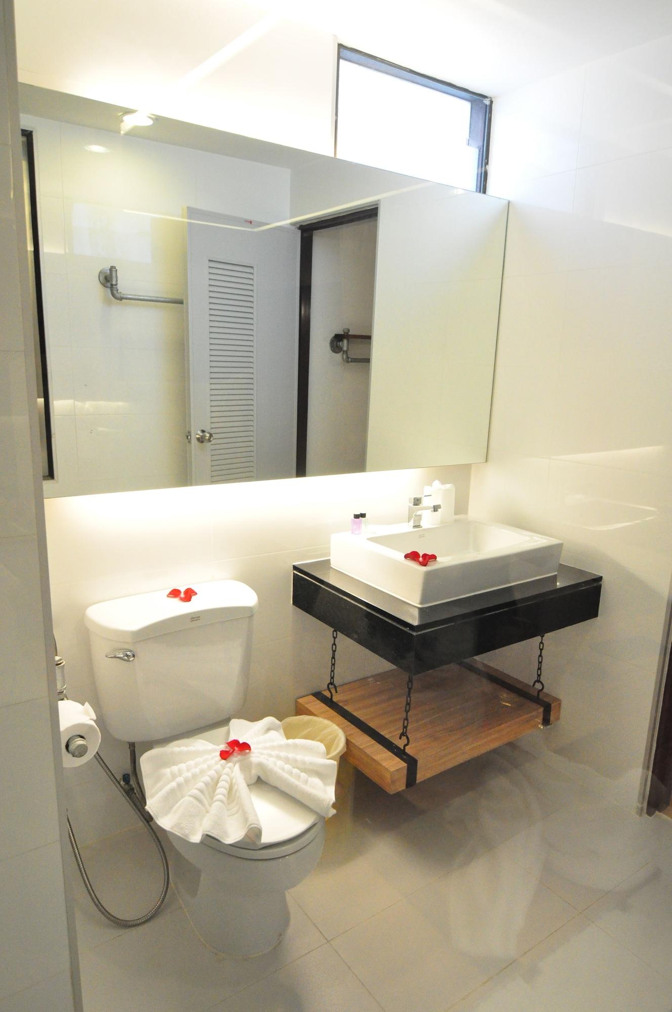 Forty Winks Phuket Hotel Patong Eksteriør bilde