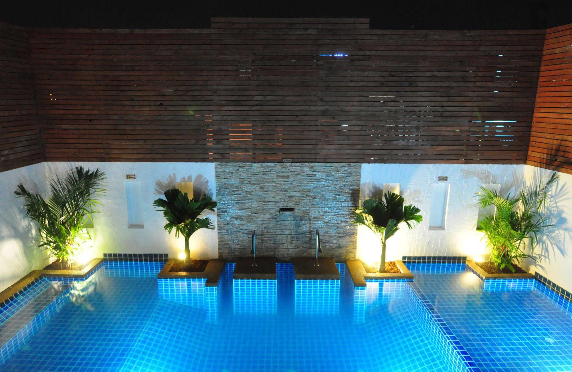 Forty Winks Phuket Hotel Patong Eksteriør bilde
